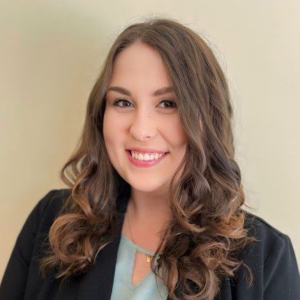Sarah LaFerriere headshot